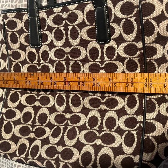 Coach Brown and Cream Shoulder Bag - Picture 14 of 16